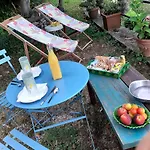 Bed and Breakfast I Glicini 3*